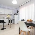 Tranquil Vibes Comfortable דירה