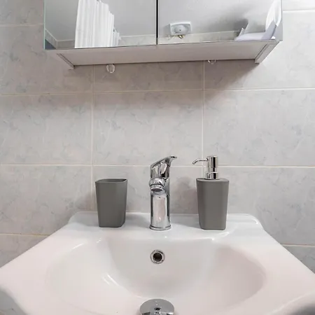 דירה Tranquil Vibes Comfortable