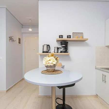 דירה Tranquil Vibes Comfortable